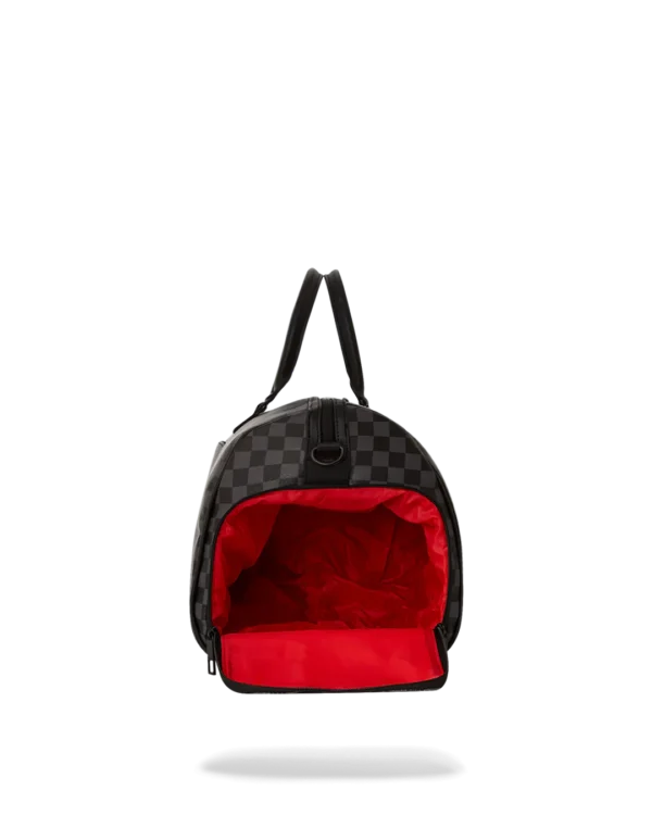 SPRAYGROUND |  SNOOPY DAY OFF DUFFLE - Image 7