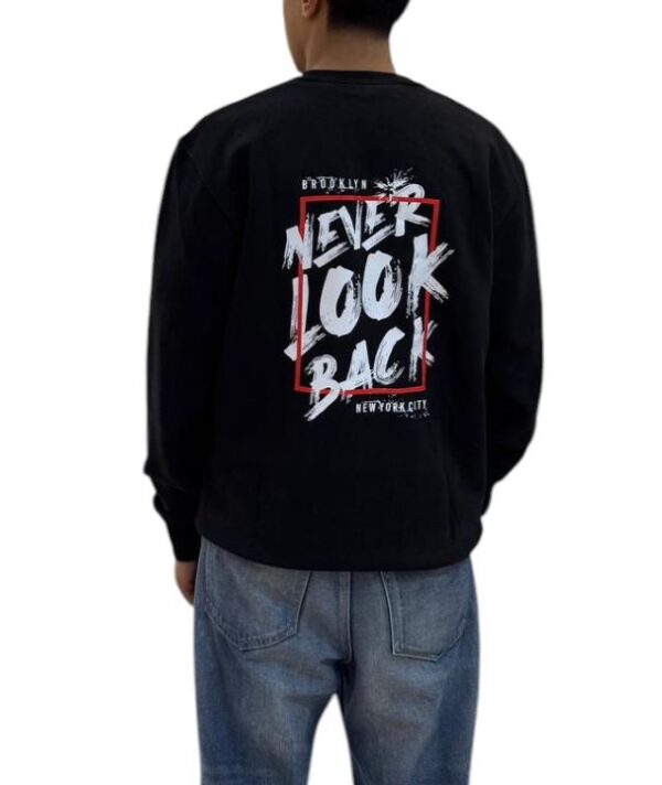 FEELING | NEVER LOOK BACK SWAETSHIRT BLACK - Image 2